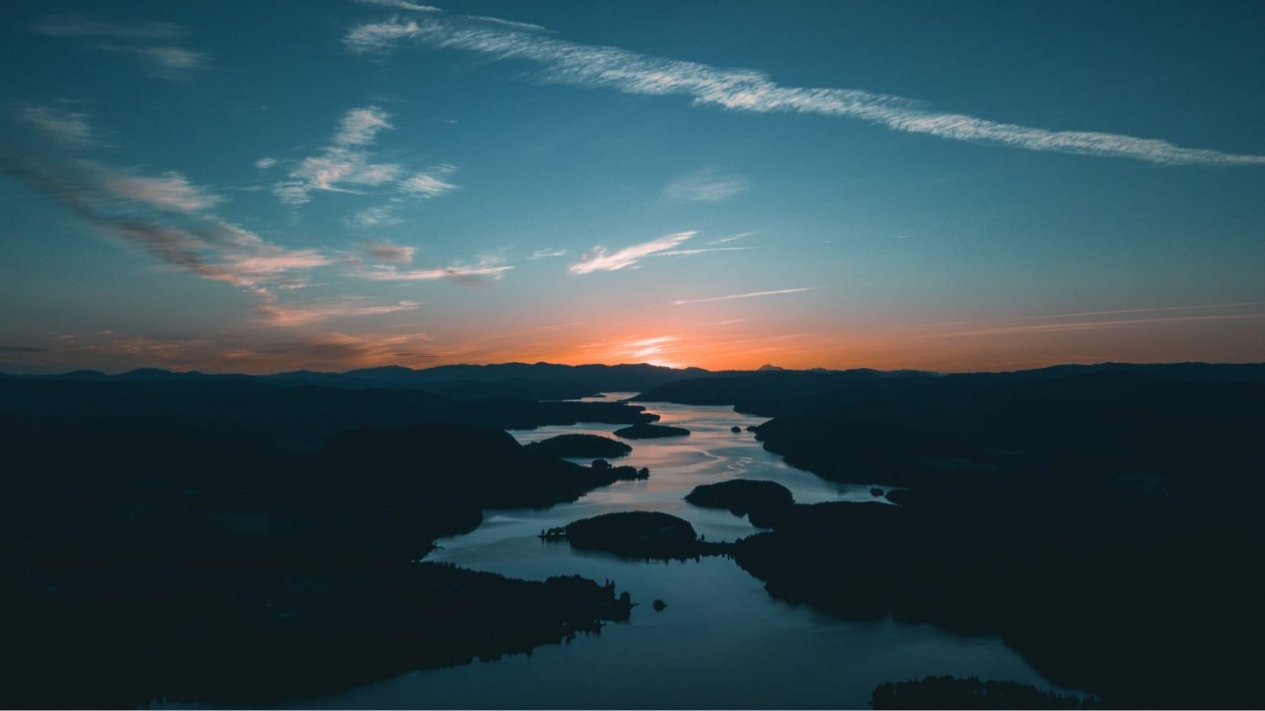 Read more about the article The “Green Flash” at sunset – How to see it in 3-easy steps